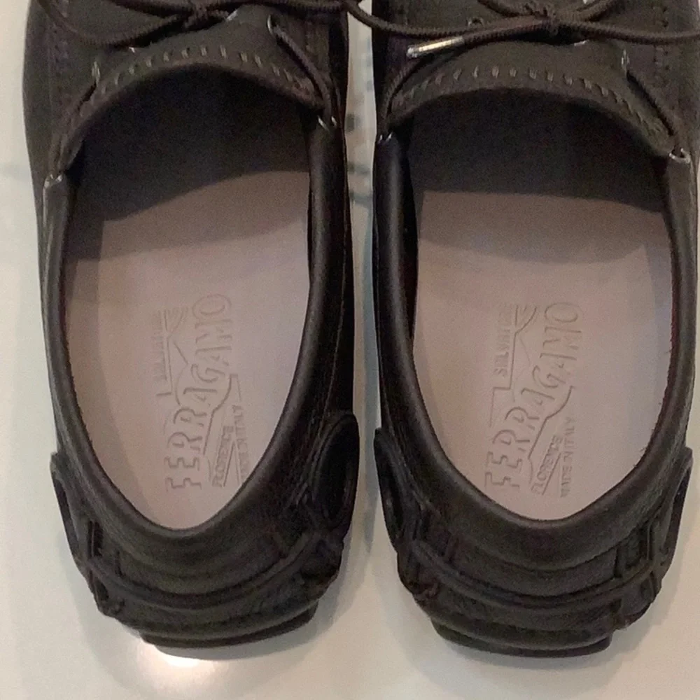Men's Salvatore Ferragamo like new - Picture 7 of 16